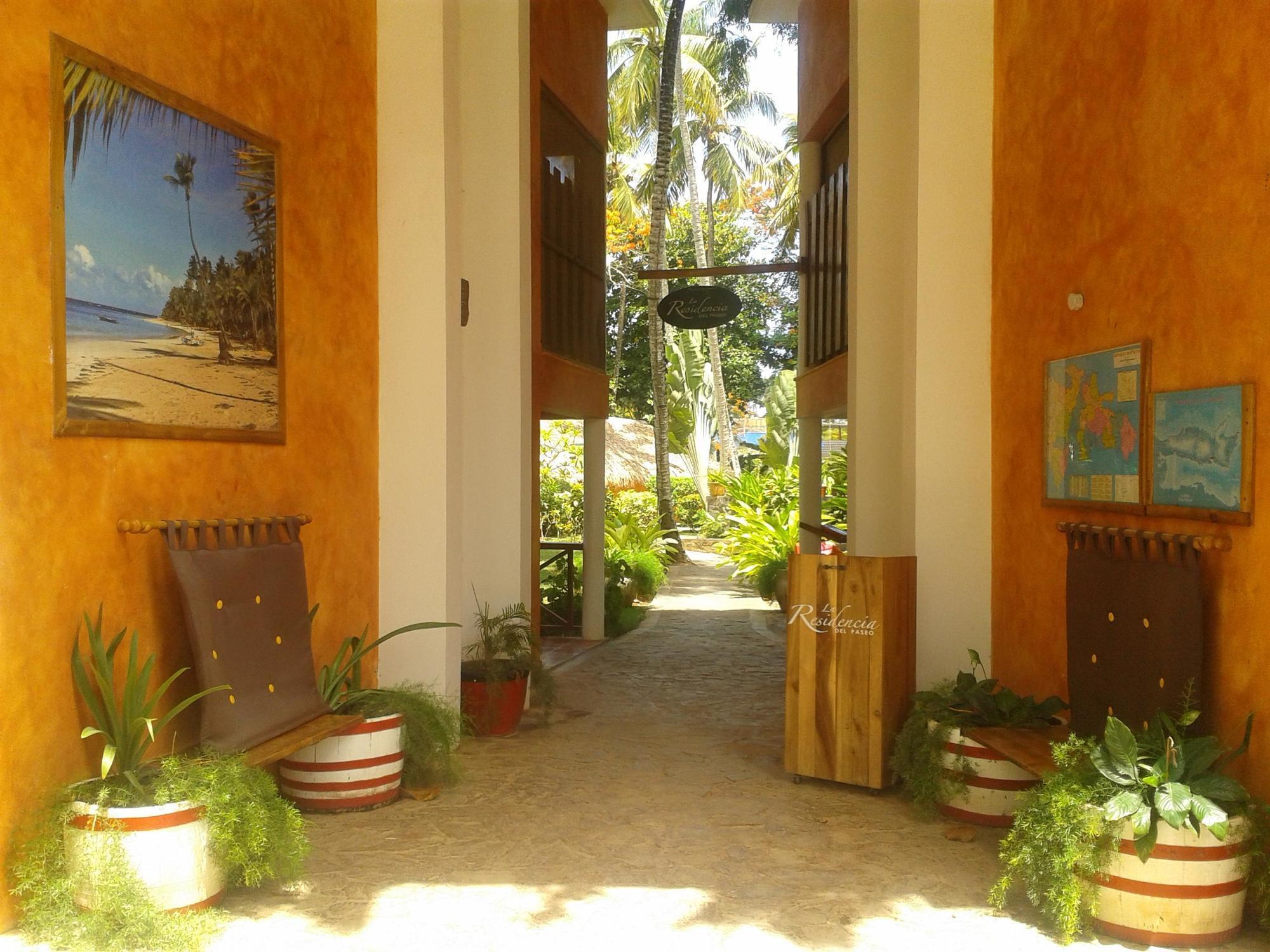 La Residencia Del Paseo Aparthotel Лас Теренас Екстериор снимка